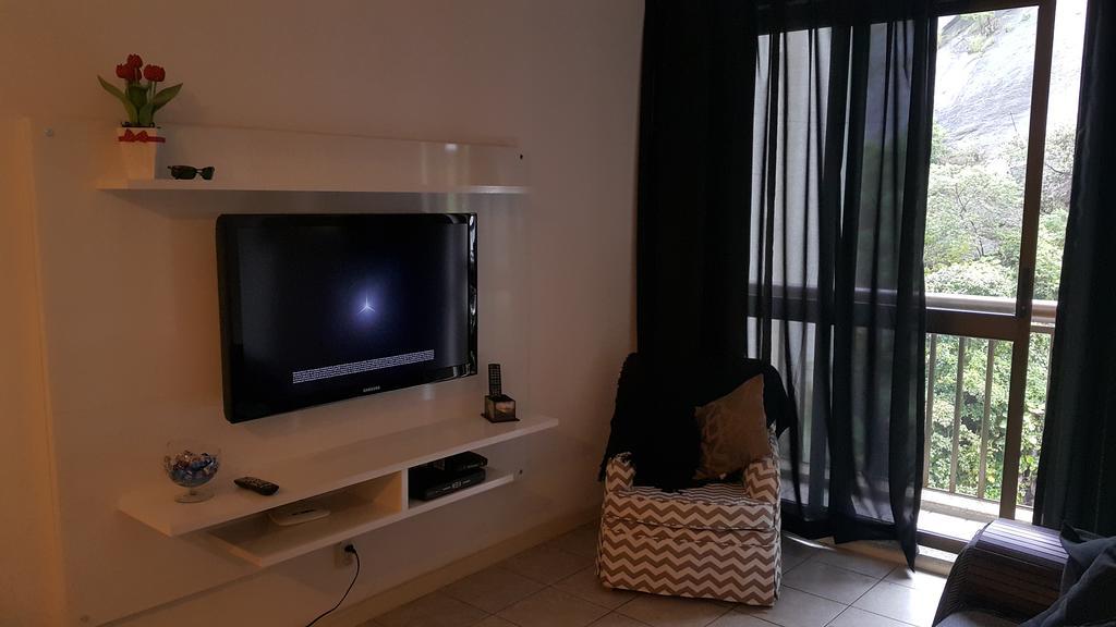 Apartamento 32 Copacabana 229 *