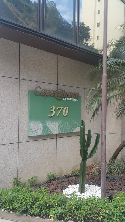 32 Copacabana 229 *