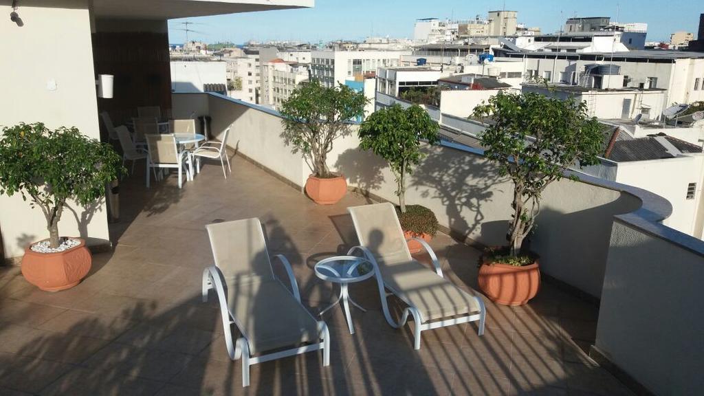 32 Copacabana 229 * Rio de Janeiro